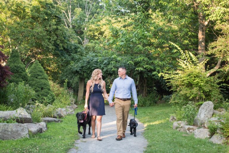 5 Tips: Dogs at Engagement Sessions